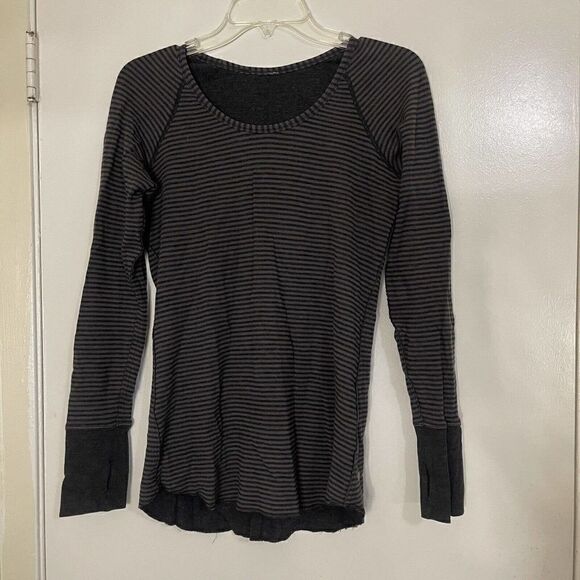 LULULEMON gray stripe long sleeve thermal shirt size 4 - Picture 1 of 4